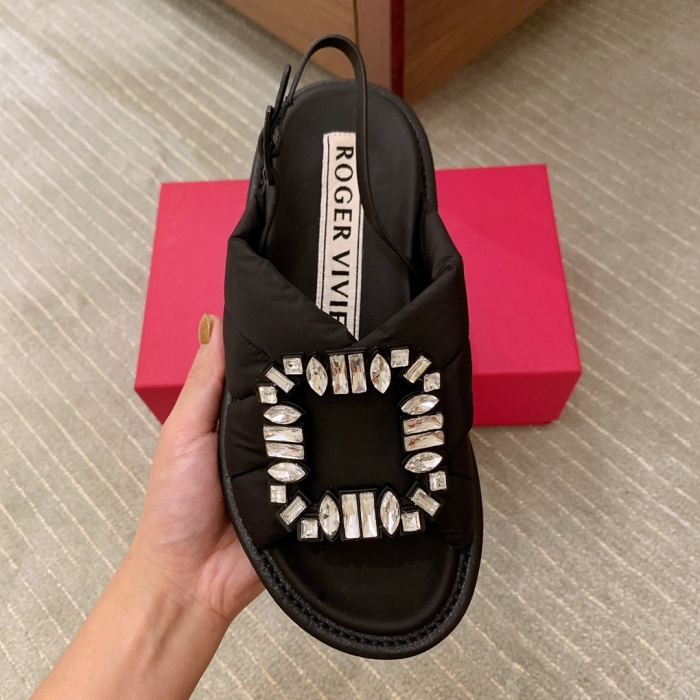 Women  R*oger V*ivier Top Sandals