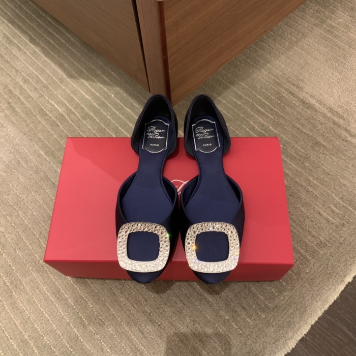 Women  R*oger V*ivier Top Sandals