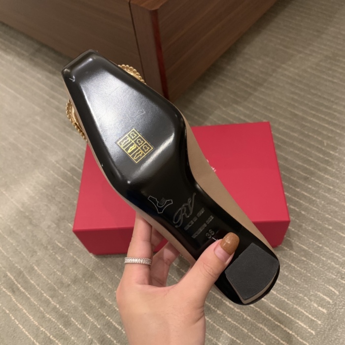Women  R*oger V*ivier Top Sandals