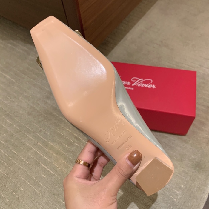 Women  R*oger V*ivier Top Sandals