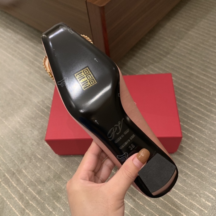 Women  R*oger V*ivier Top Sandals