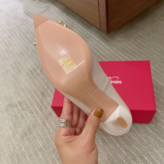 Women  R*oger V*ivier Top Sandals