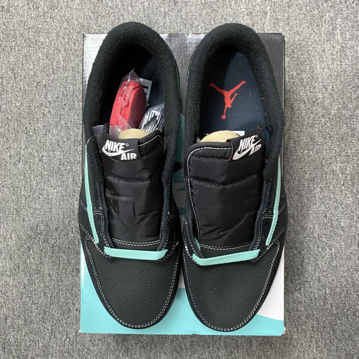 Travis Scott x Air Jordan 1 Low  DM7866 311