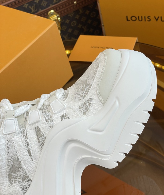 Women L*ouis V*uitton Top Quality Sneakers