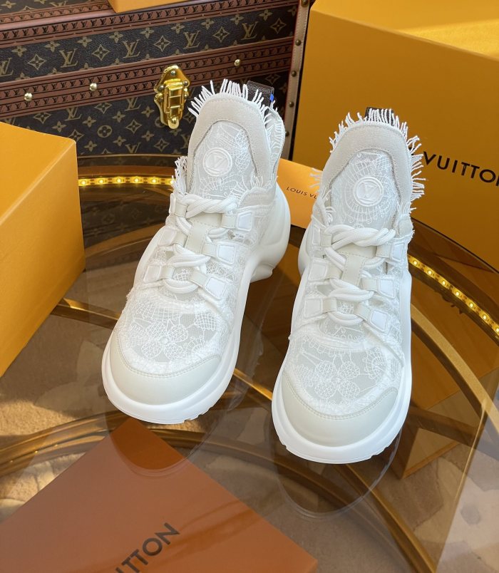 Women L*ouis V*uitton Top Quality Sneakers