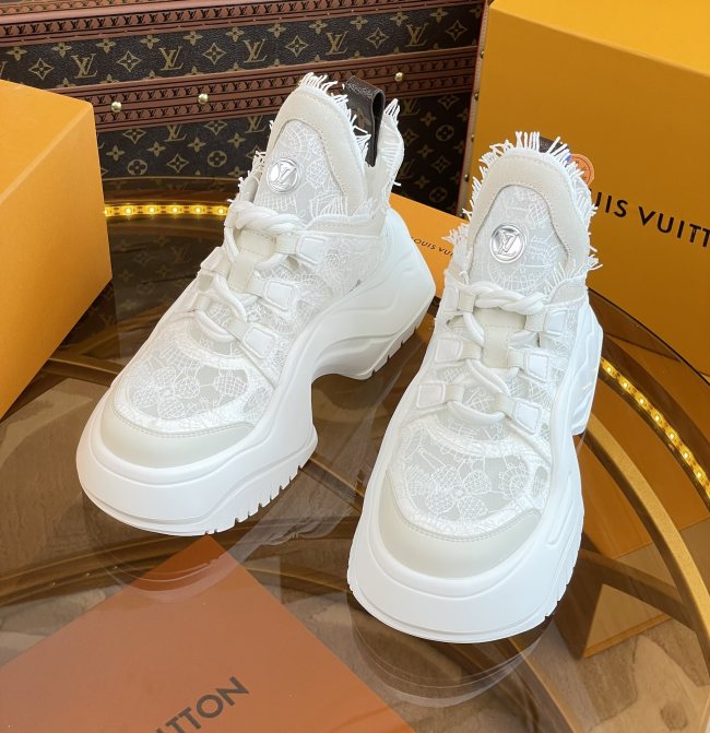 Women L*ouis V*uitton Top Quality Sneakers