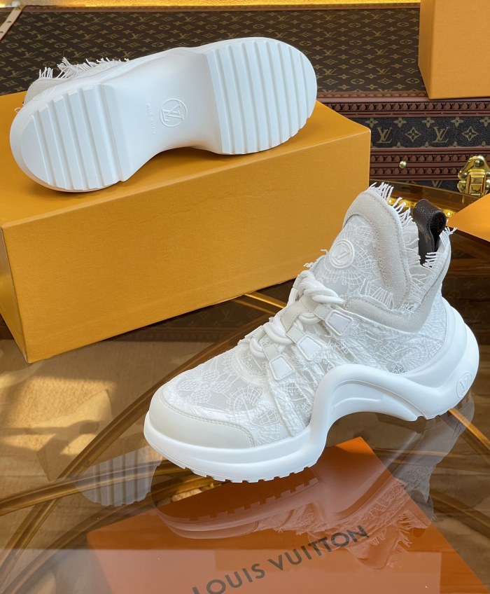 Women L*ouis V*uitton Top Quality Sneakers