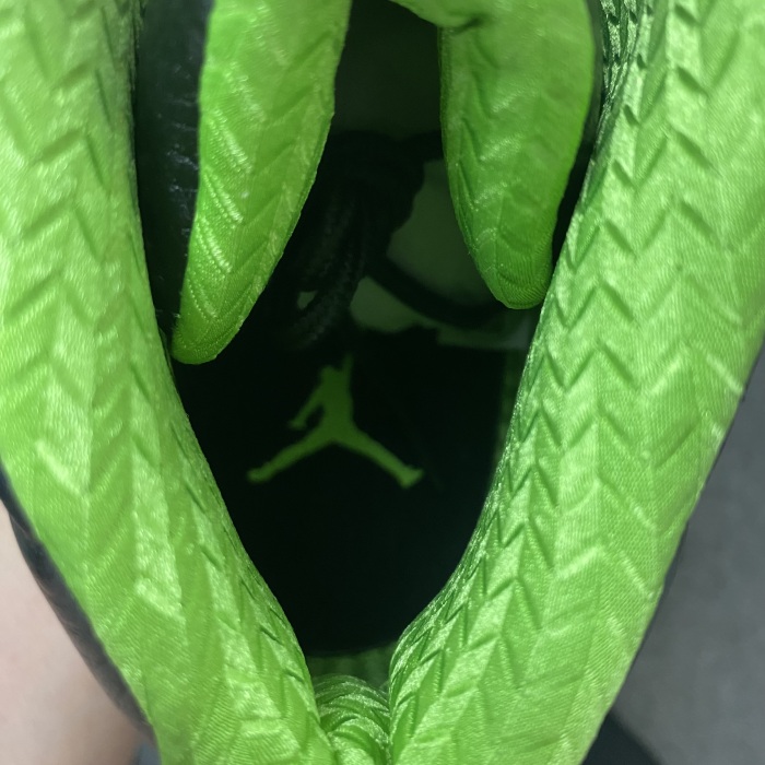 Air Jordan 12 BLACK/GREEN