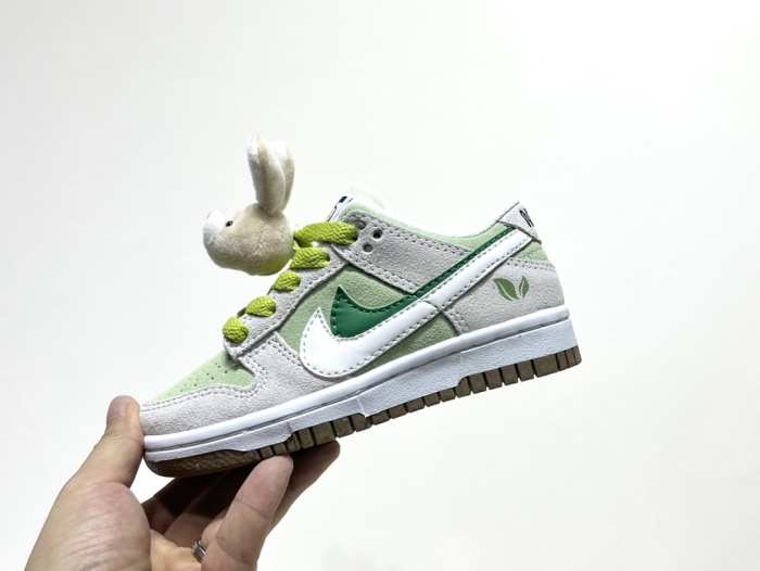 Kids N*ike Shoes