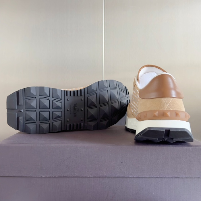 Men  𝑉*𝐴𝐿𝐸𝑁𝑇𝐼𝑁𝑂 Top Sneakers