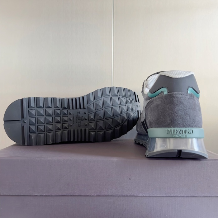 Men  𝑉*𝐴𝐿𝐸𝑁𝑇𝐼𝑁𝑂 Top Sneakers