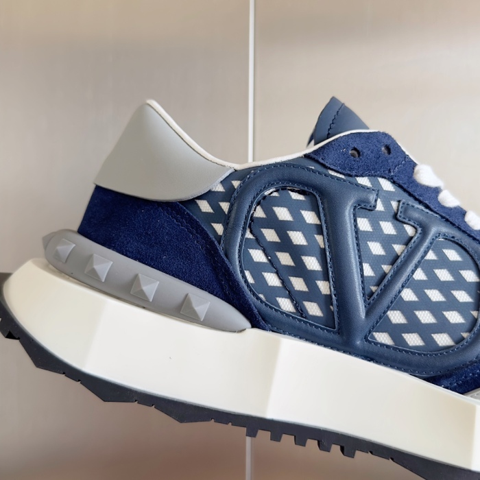 Men  𝑉*𝐴𝐿𝐸𝑁𝑇𝐼𝑁𝑂 Top Sneakers