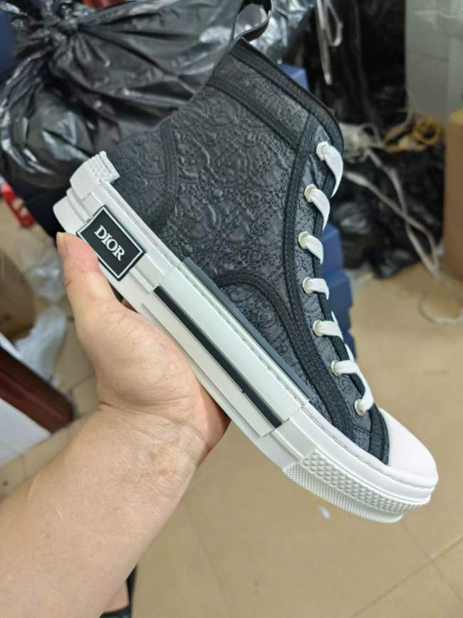 Men  D*ior Top Sneakers