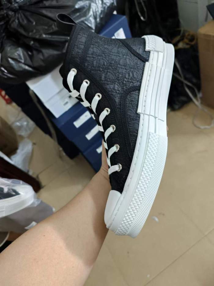 Men  D*ior Top Sneakers