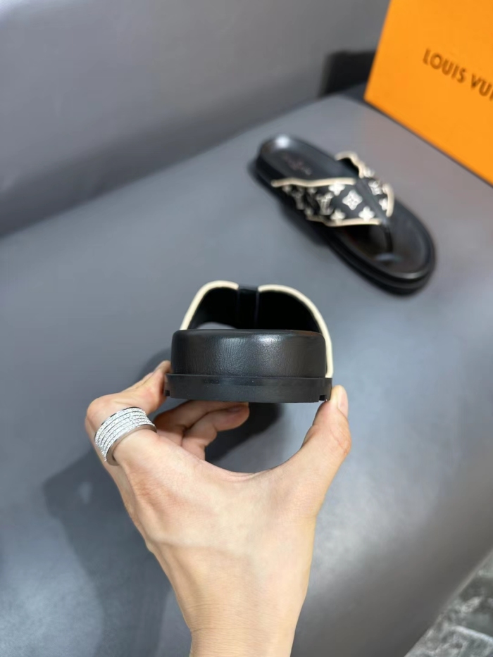 Men  L*ouis V*uitton Top Sandals