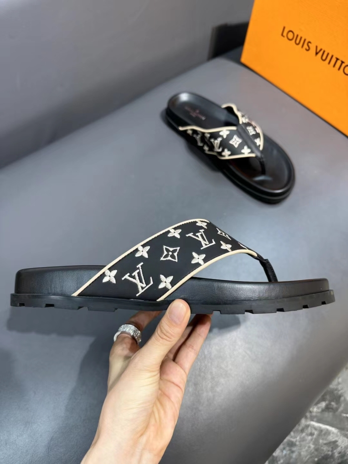 Men  L*ouis V*uitton Top Sandals