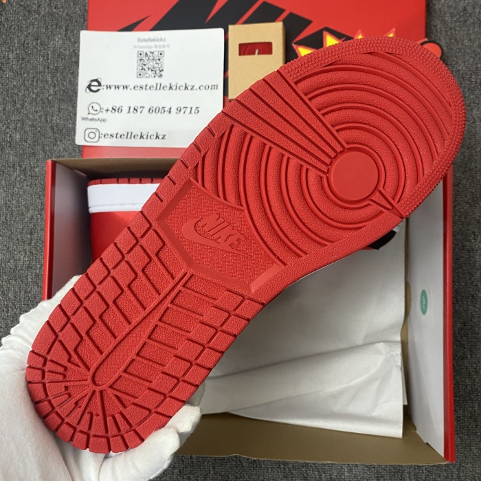 Air Jordan 1 High OG WMNS “Satin Bred” FD4810-061