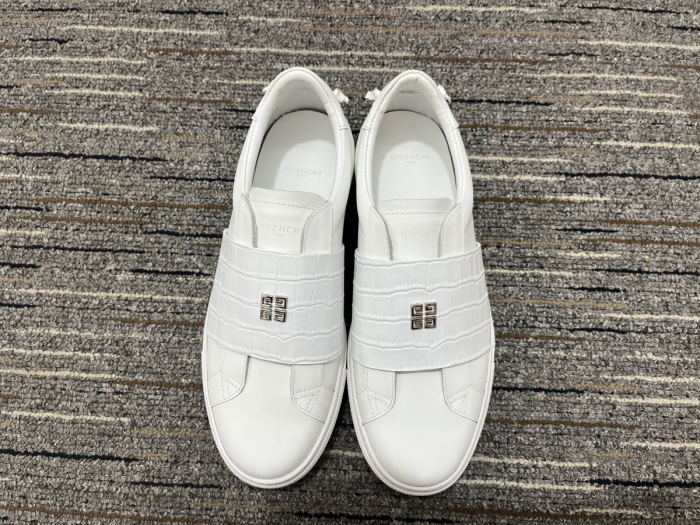 Men  G*venchy Top Quality Sneakers