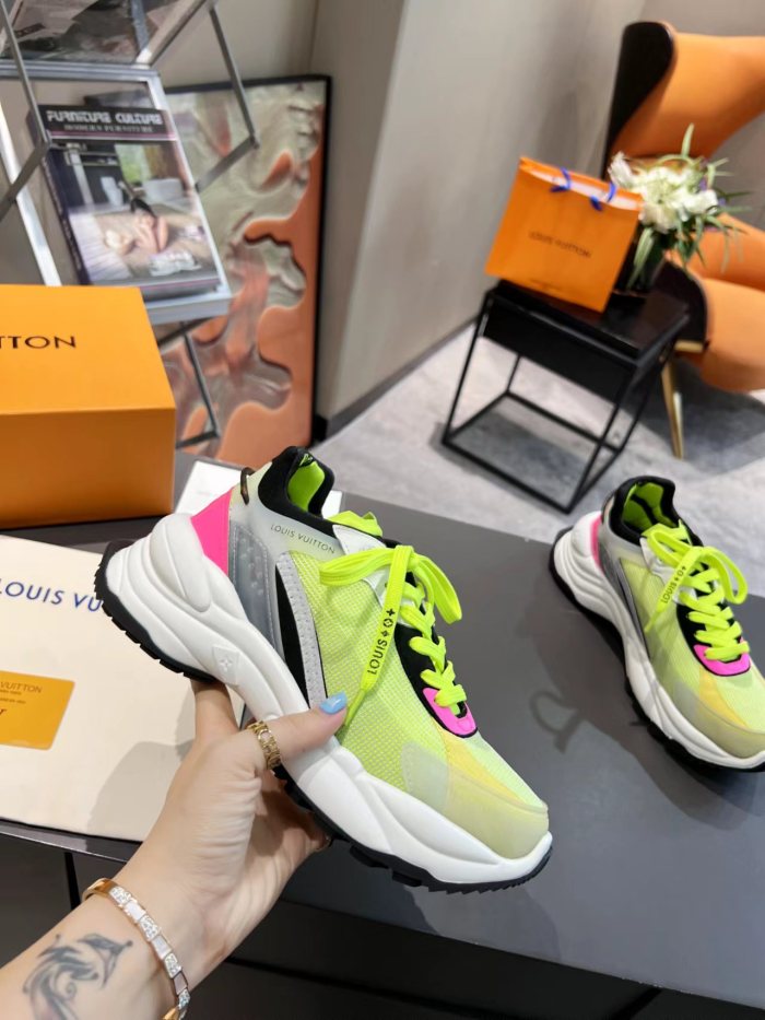 Women L*ouis V*uitton Top Sneakers