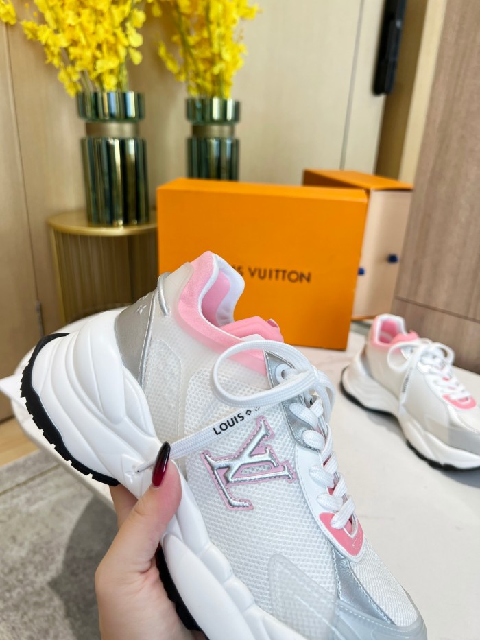 Women L*ouis V*uitton Top Sneakers