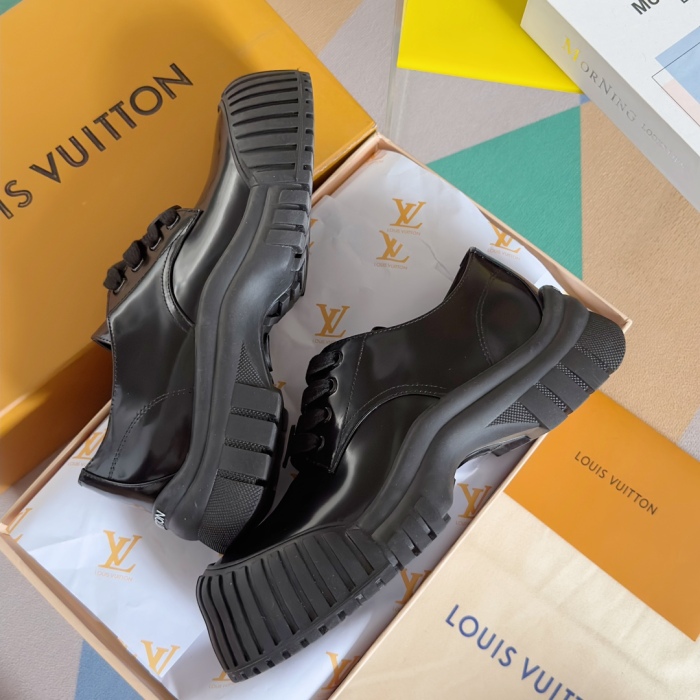 Women L*ouis  V*uitton Top Sneakers