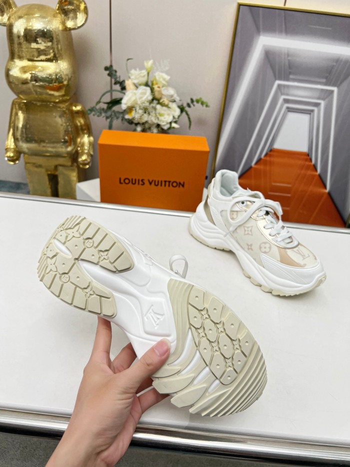 Women L*ouis V*uitton Top Sneakers