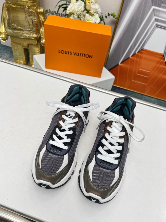 Women L*ouis V*uitton Top Sneakers