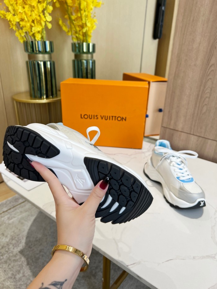 Women L*ouis V*uitton Top Sneakers