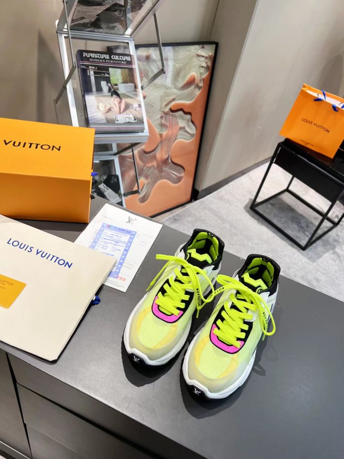 Women L*ouis V*uitton Top Sneakers