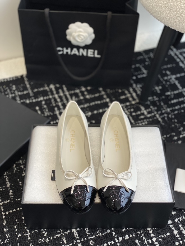 Women C*hanel Top Sneaker