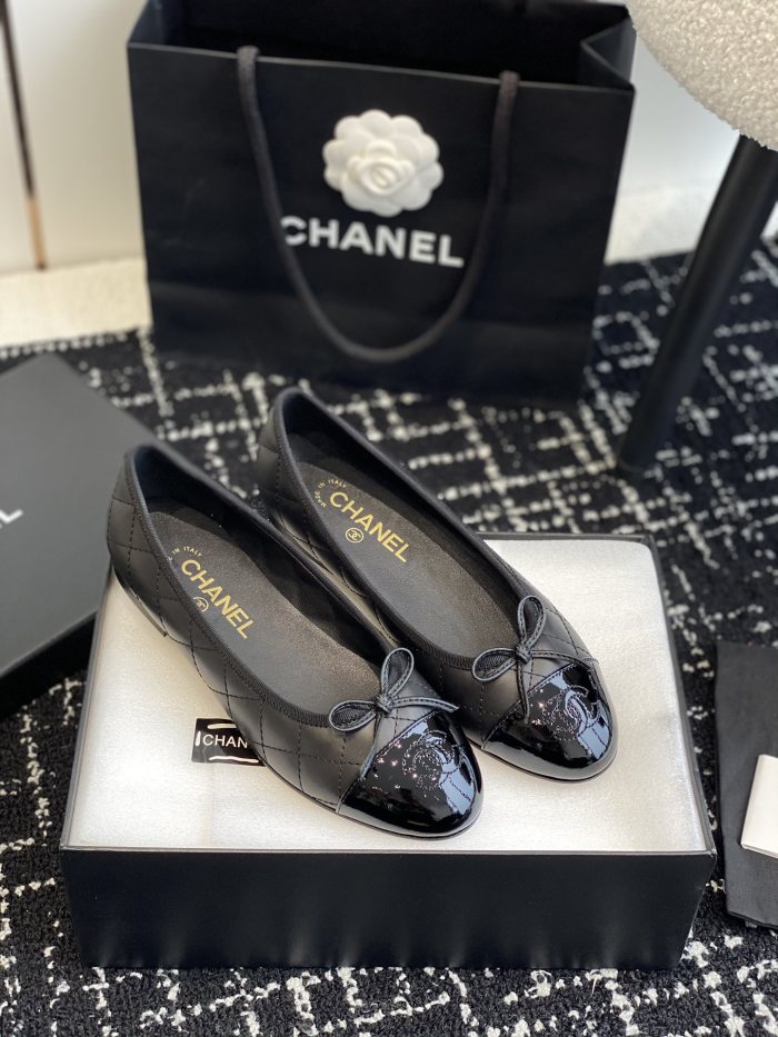 Women C*hanel Top Sneaker