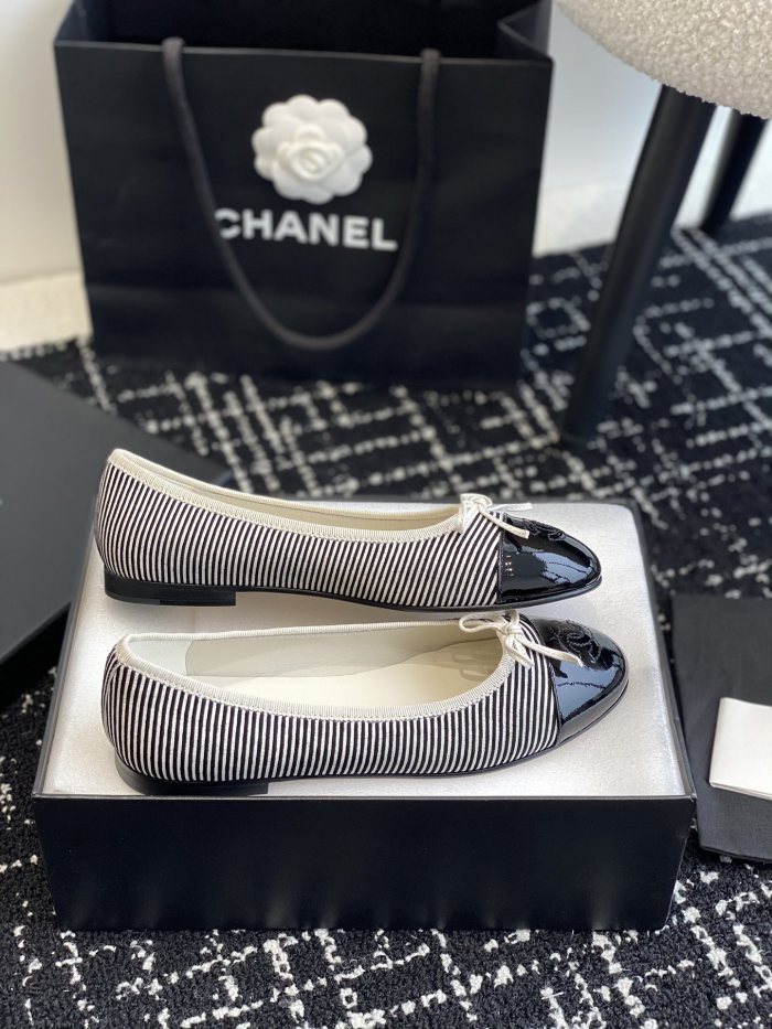 Women C*hanel Top Sneaker