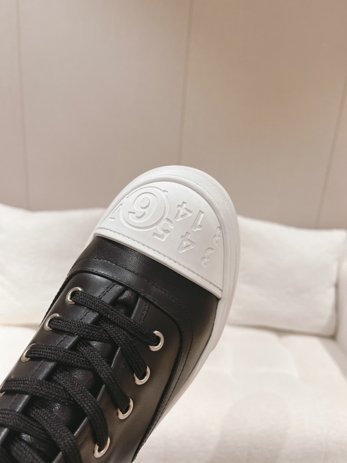 Women M*M6 Top Quality Sneakers