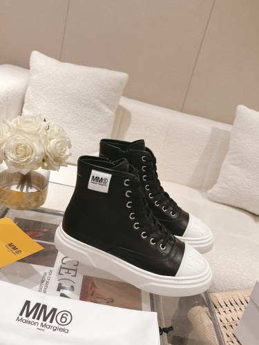 Women M*M6 Top Quality Sneakers