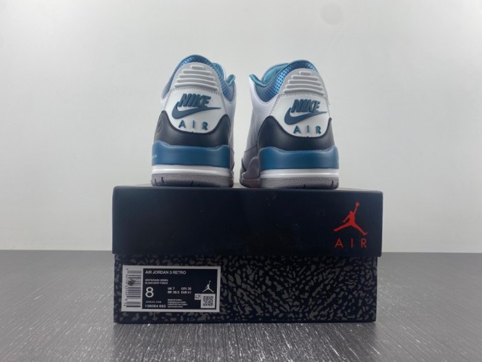 Air Jordan 3 Retro  136064-660