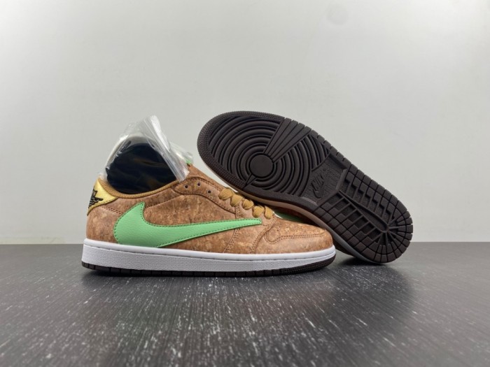 T*ravis S*cott x Air Jordan 1 Low  DM7866 922