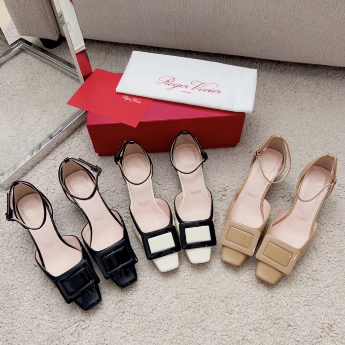Women  R*oger V*ivier Top Sandals