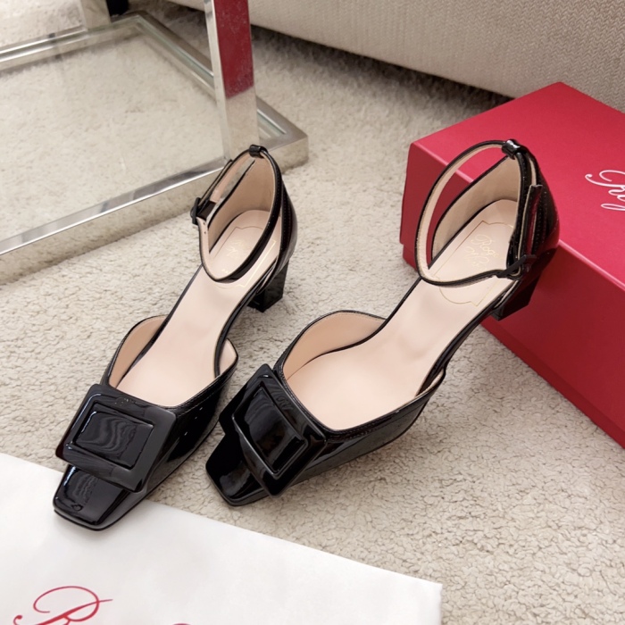Women  R*oger V*ivier Top Sandals