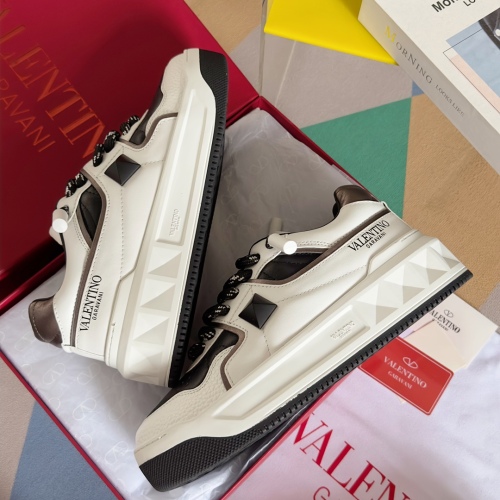 Men Women  𝑉*𝐴𝐿𝐸𝑁𝑇𝐼𝑁𝑂 Top Sneakers  6CM