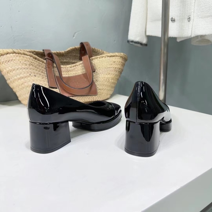 Women  B*y far Top Sandals  4.5CM