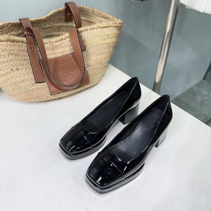 Women  B*y far Top Sandals  4.5CM