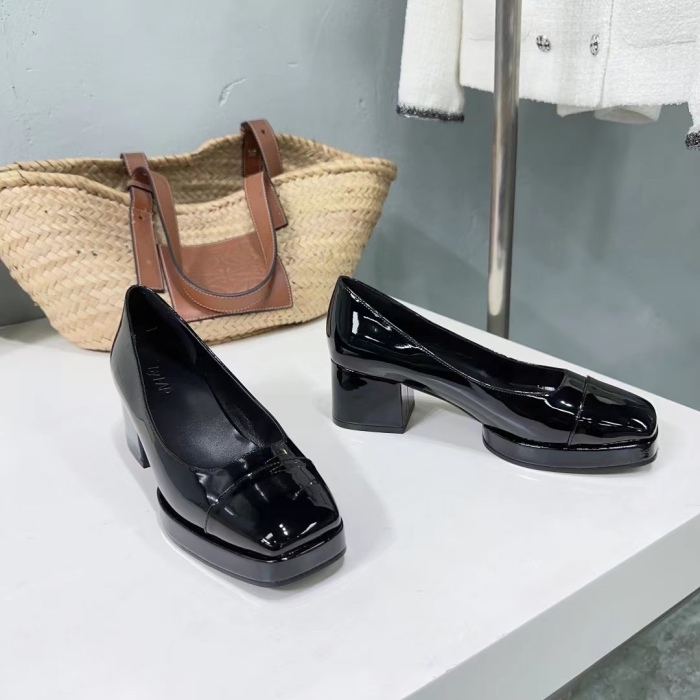Women  B*y far Top Sandals  4.5CM