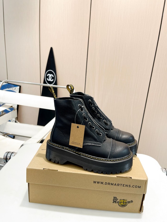 Women D*r m*artens  Top Sneaker