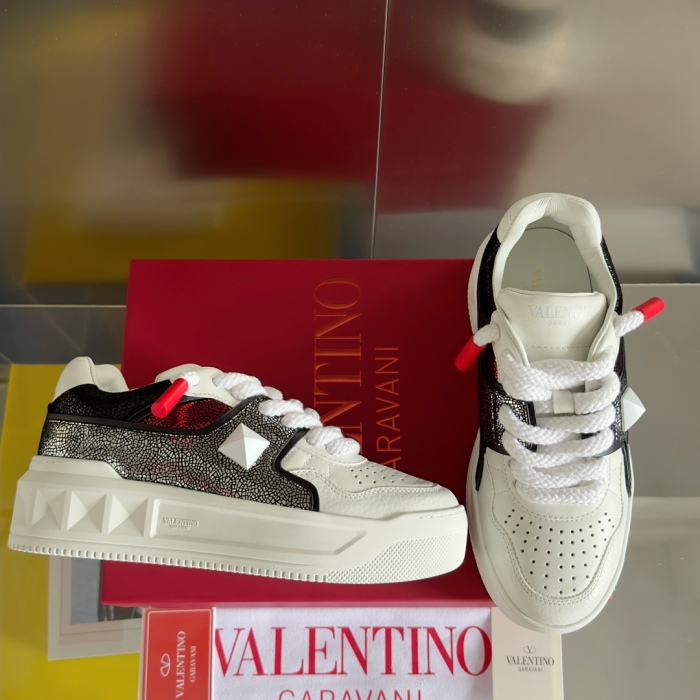 Men Women  𝑉*𝐴𝐿𝐸𝑁𝑇𝐼𝑁𝑂 Top Sneakers  6CM