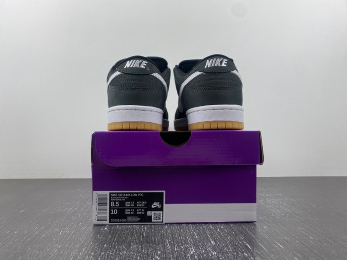 N*ike SB Dunk Low Black Gum  CD2563 006