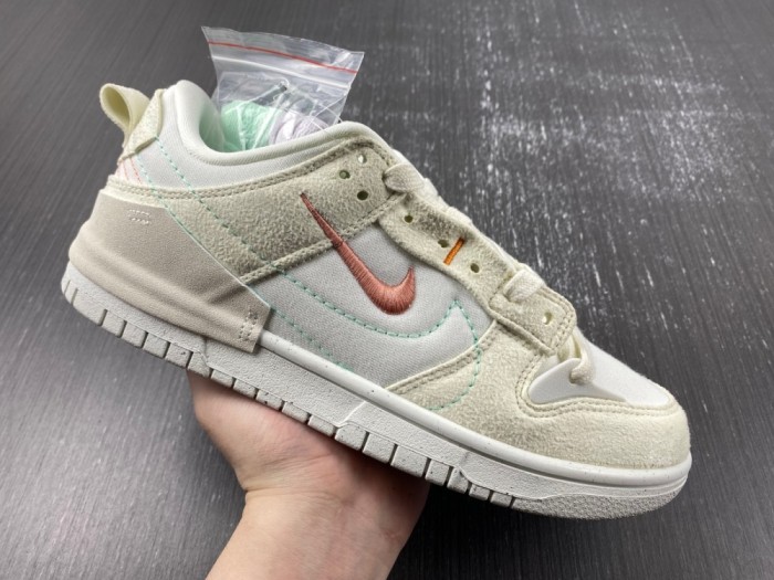 N*ike  Dunk Low  Disrupt   DH4402-100