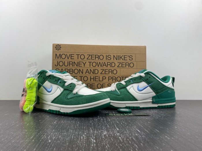 N*ike  Dunk Low  Disrupt   DH4402-001