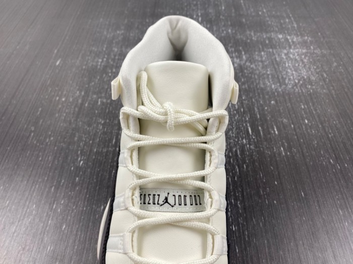 Air Jordan 11 WMNS “Neapolitan” AR0715-101