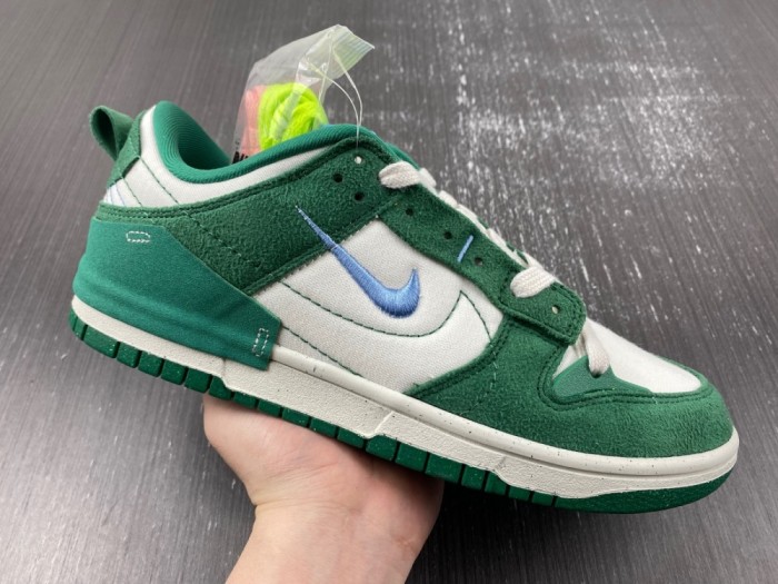 N*ike  Dunk Low  Disrupt   DH4402-001