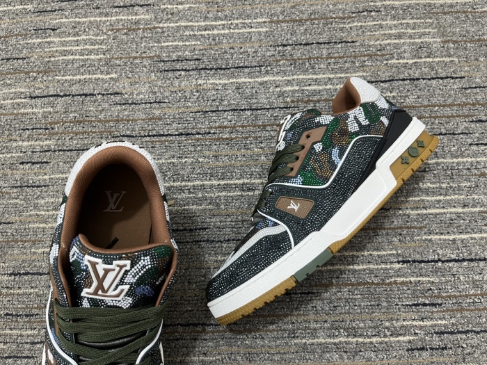 Men  L*ouis V*uitton Top Quality Sneakers